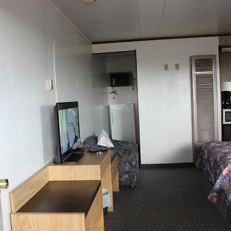Raval Paradise Motel And Rv Park Youngstown 외부 사진