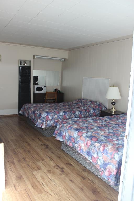 Raval Paradise Motel And Rv Park Youngstown 외부 사진